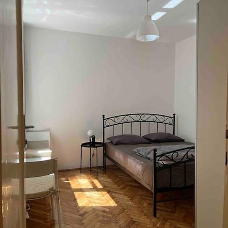 Central Home In Belgrade Exterior photo